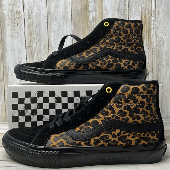 Vans Skate Sk8 Hi Deco Cher Strauberry Sneaker ASA - Picture 5 of 5